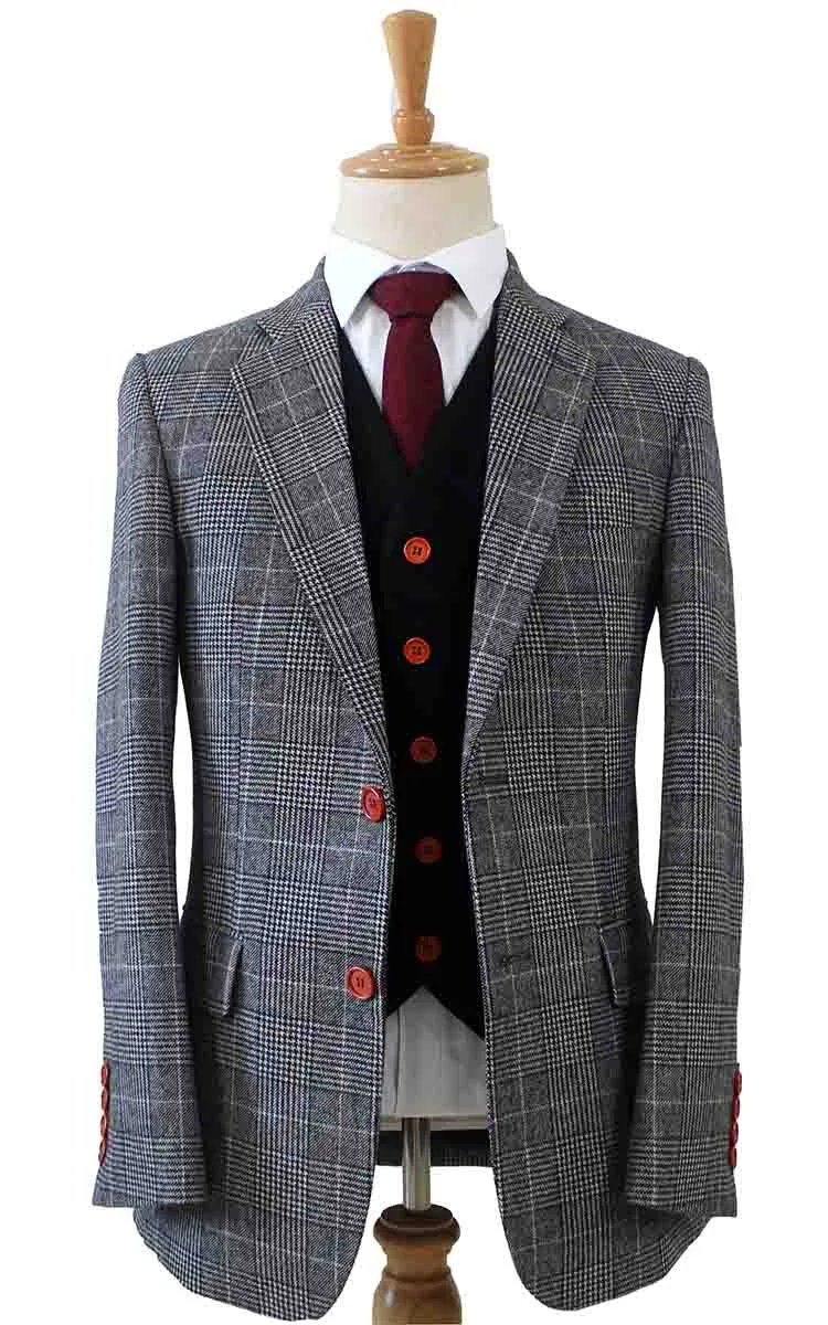 LIGHT GREY HOUNDSTOOTH PLAID TWEED 3 PIECE SUIT