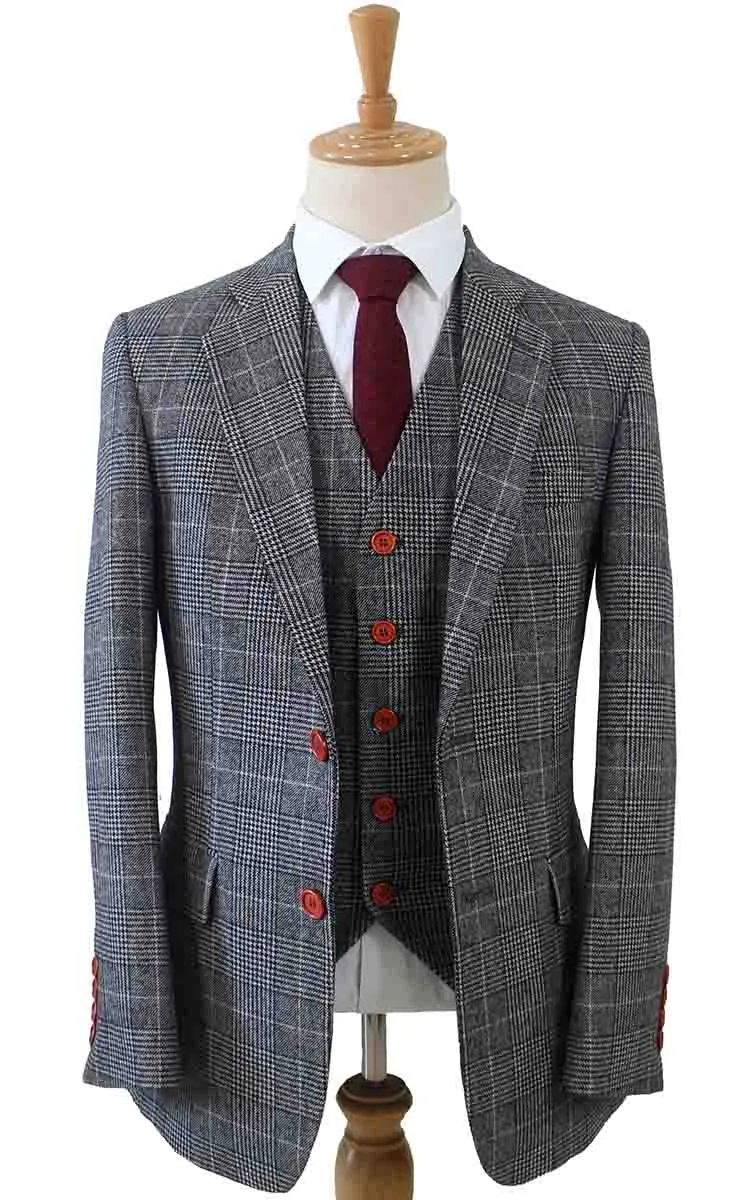 LIGHT GREY HOUNDSTOOTH PLAID TWEED 3 PIECE SUIT